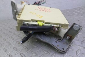 Изображение товара 145556 - 00145556 blok predokhranitelej Subaru Legacy 1