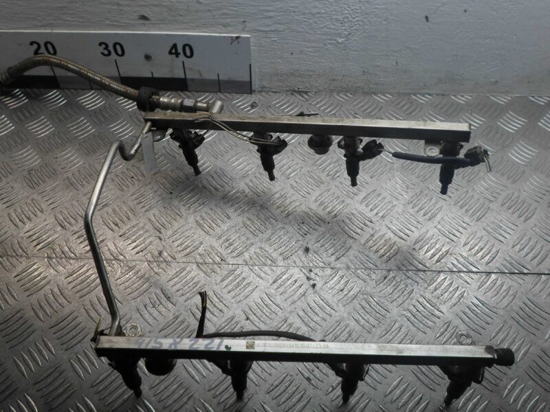 Изображение товара 145700 - 00145700 toplivnaya rampa Ford Scorpio