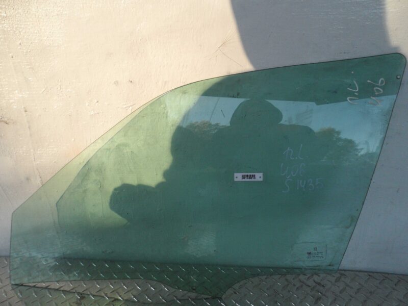 Изображение товара 145813 - 00145813 steklo dveri perednej levoj Mercedes SLK