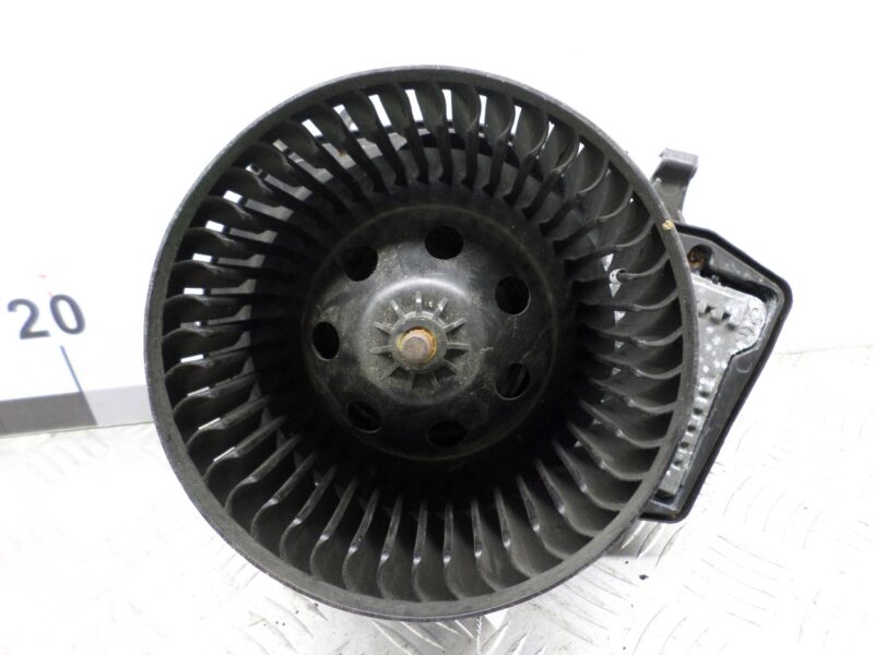 Изображение товара 145880 - 00145880 ventilyator otopitelya (motorchik pechki) Honda Fit