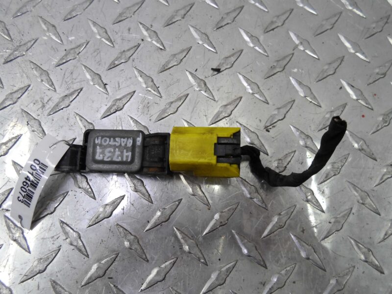 Изображение товара 146073 - 00146073 datchik udara Toyota Carina E