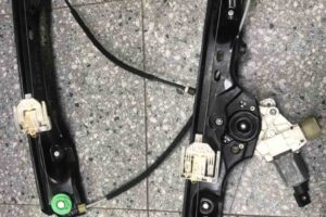 Изображение товара 146127 - 00146127 steklopodemnik perednij pravyj 1