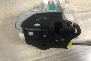 Изображение товара 146383 - 00146383 zamok dveri perednej levoj 1