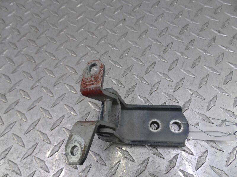 Изображение товара 146748 - 00146748 petlya dveri perednyaya