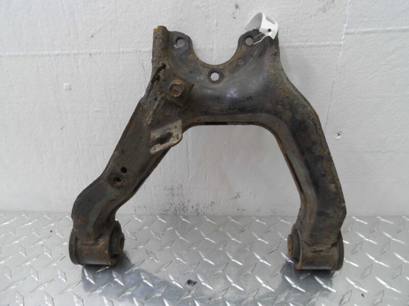 Изображение товара 146927 - 00146927 rychag perednij levyj verkhnij Isuzu Rodeo