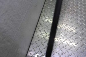 Изображение товара 146946 - 00146946 steklo dveri perednej levoj Mazda Millenia 3