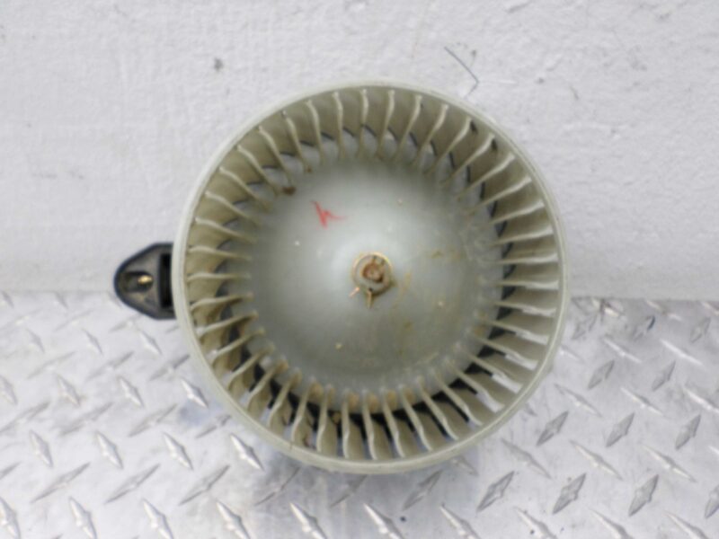 Изображение товара 147193 - 00147193 ventilyator otopitelya (motorchik pechki)
