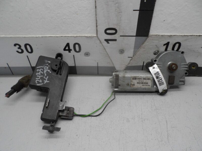 Изображение товара 147199 - 00147199 motorchik elektrolyuka Volvo V50