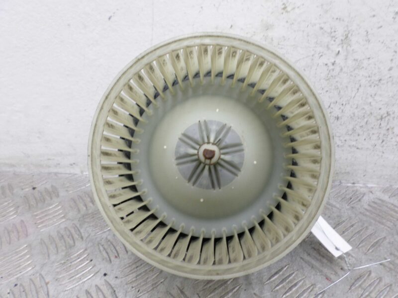 Изображение товара 147242 - 00147242 ventilyator otopitelya (motorchik pechki) Ford Fiesta