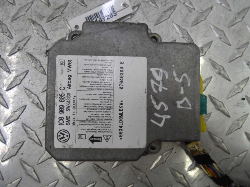 Изображение товара 147283 - 00147283 blok upravleniya podushek bezopasnosti Volkswagen Up
