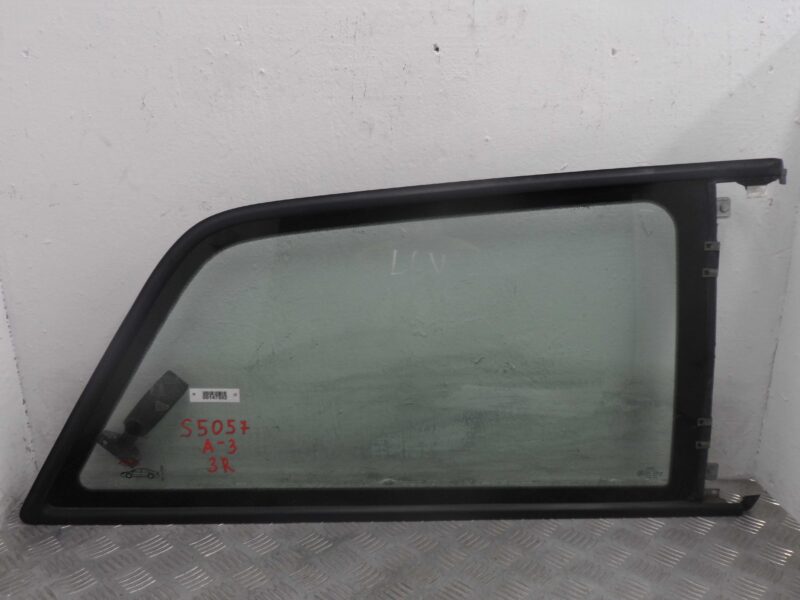 Изображение товара 147502 - 00147502 steklo kuzovnoe pravoe