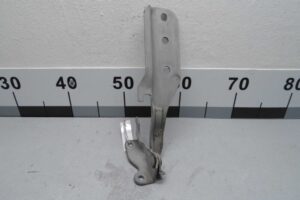 Изображение товара 147511 - 00147511 petlya kapota levaya Porsche Macan 2