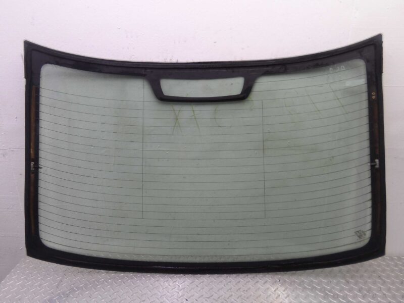 Изображение товара 147537 - 00147537 steklo zadnee Volvo 850