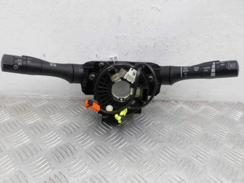 Изображение товара 147683 - 00147683 pereklyuchatel podrulevoj (strekoza) Lexus LS