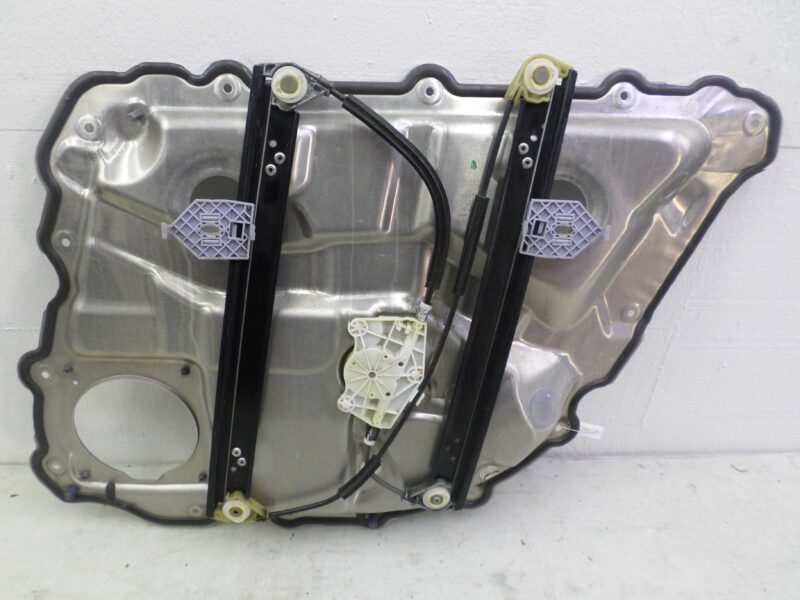 Изображение товара 147739 - 00147739 steklopodemnik zadnij levyj