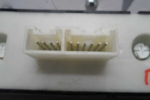 Изображение товара 147773 - 00147773 knopka steklopodemnika 2