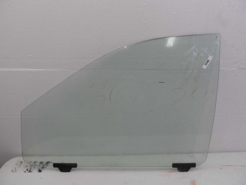 Изображение товара 147889 - 00147889 steklo dveri perednej levoj Peugeot 308
