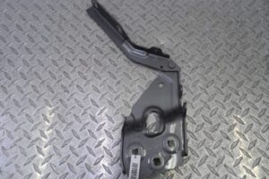 Изображение товара 148102 - 00148102 petlya kapota pravaya Toyota Corolla Verso 1