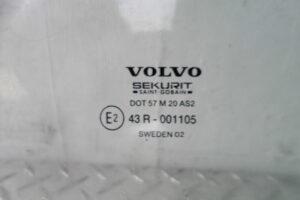 Изображение товара 148127 - 00148127 steklo dveri zadnej pravoj Volvo 850 1