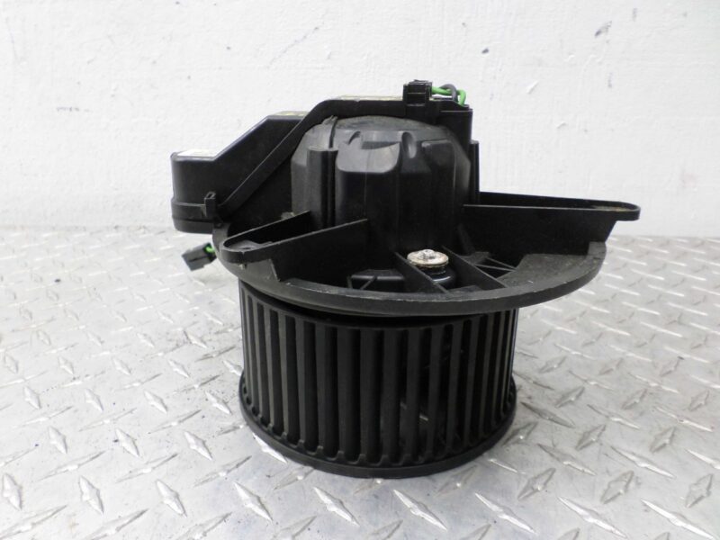 Изображение товара 148243 - 00148243 ventilyator otopitelya (motorchik pechki)