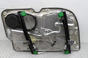 Изображение товара 148610 - 00148610 steklopodemnik perednij pravyj Toyota Carina E 3