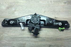 Изображение товара 148625 - 00148625 steklopodemnik zadnij pravyj