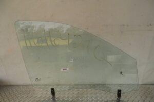 Изображение товара 148850 - 00148850 steklo dveri perednej pravoj Audi 80