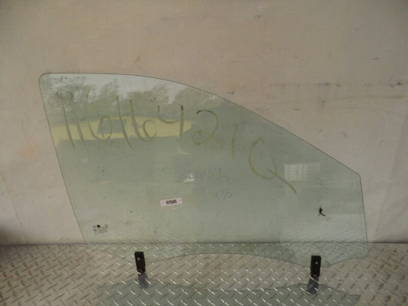 Изображение товара 148850 - 00148850 steklo dveri perednej pravoj Audi 80