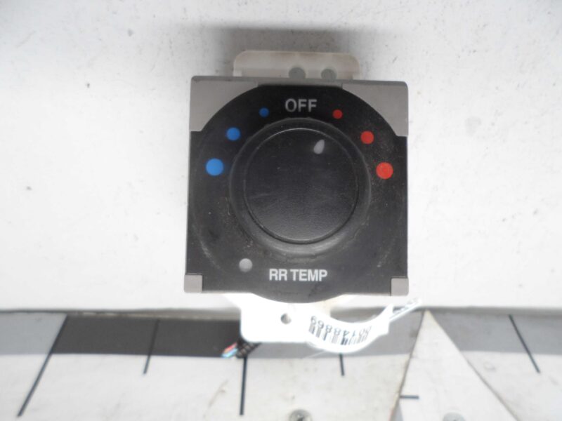 Изображение товара 148869 - 00148869 pereklyuchatel otopitelya Volkswagen Amarok