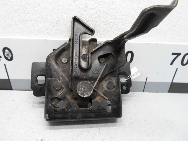 Изображение товара 148927 - 00148927 zamok kapota BMW 4 Series