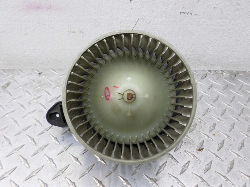 Изображение товара 148960 - 00148960 ventilyator otopitelya (motorchik pechki)