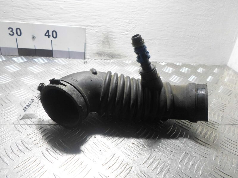 Изображение товара 148963 - 00148963 patrubok vozdushnogo filtra Citroen Berlingo