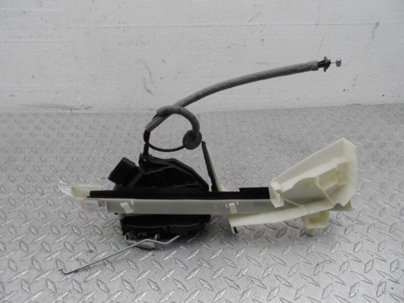 Изображение товара 149068 - 00149068 zamok dveri perednej levoj