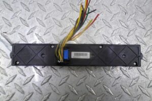 Изображение товара 149174 - 00149174 knopka avarijnoj signalizatsii Opel Omega 3