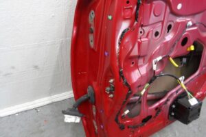 Изображение товара 149355 - 00149355 dver zadnyaya pravaya Subaru Legacy 1