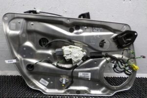 Изображение товара 149414 - 00149414 steklopodemnik perednij levyj Ford Transit