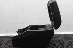 Изображение товара 149430 - 00149430 podlokotnik Pontiac TransSport 3