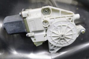 Изображение товара 149949 - 00149949 steklopodemnik perednij levyj Ford Explorer 2