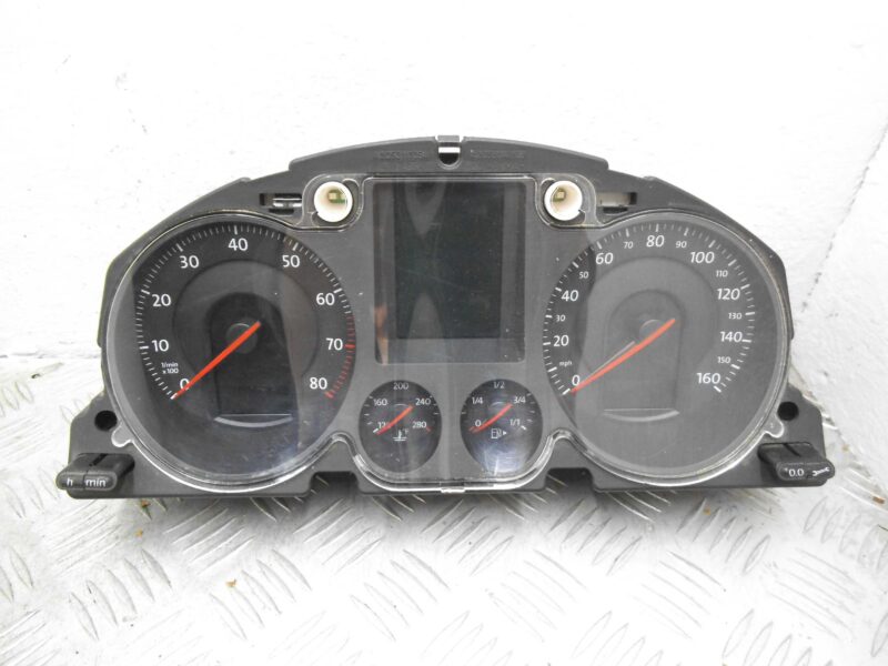 Изображение товара 150367 - 00150367 schitok priborov Volvo S40