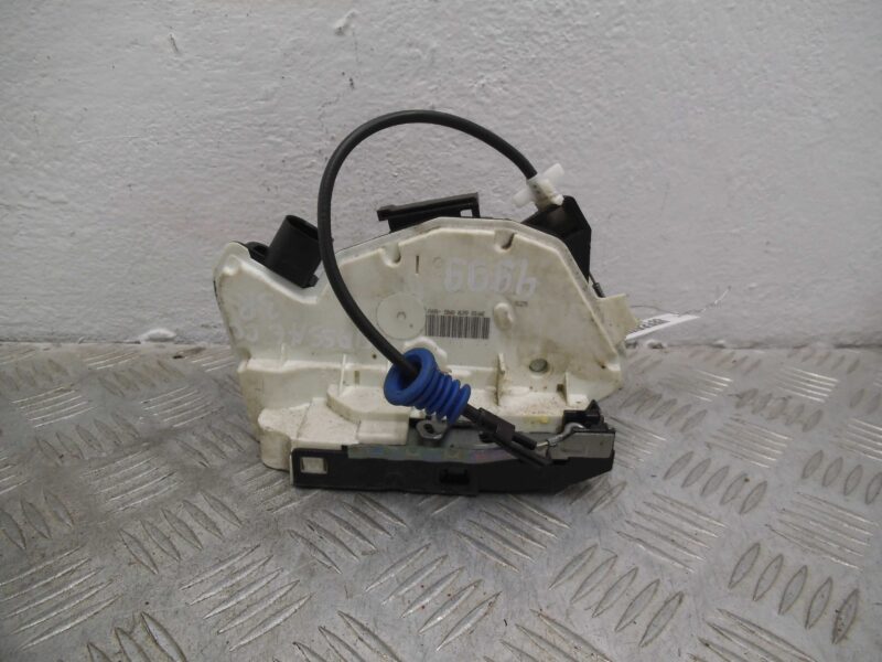 Изображение товара 151313 - 00151313 zamok dveri zadnej pravoj Volkswagen Lupo