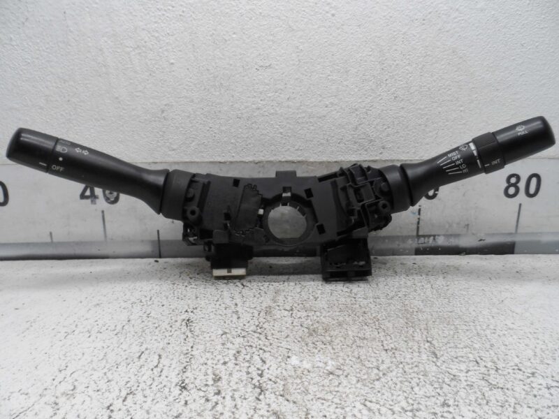 Изображение товара 151409 - 00151409 pereklyuchatel podrulevoj (strekoza) Subaru Tribeca