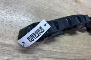 Изображение товара 152042 - 00152042 kronshtejn zadnego bampera Alfa Romeo 146 1