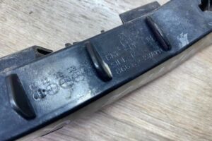 Изображение товара 152042 - 00152042 kronshtejn zadnego bampera Alfa Romeo 146 3