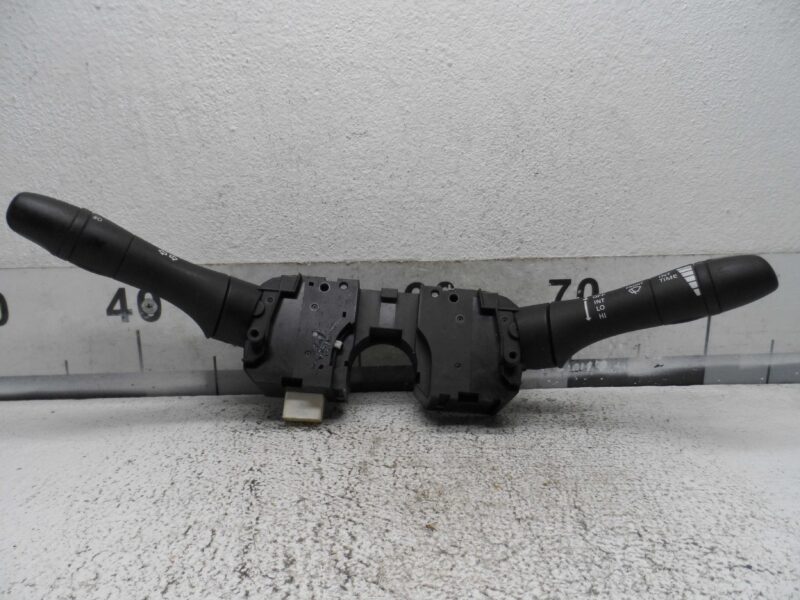 Изображение товара 152978 - 00152978 pereklyuchatel podrulevoj (strekoza) Peugeot 4007
