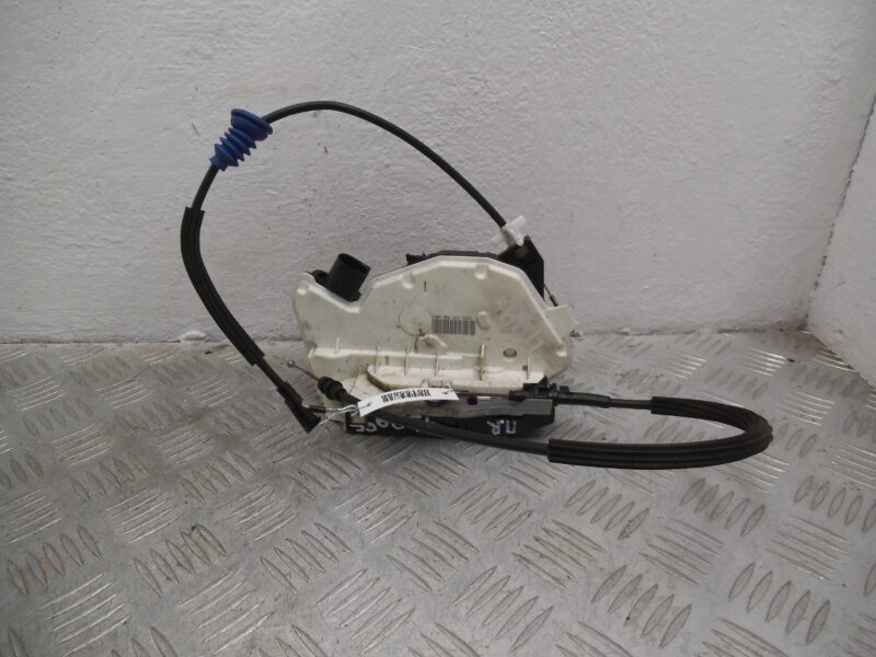 Изображение товара 155886 - 00155886 zamok dveri perednej pravoj Volkswagen Lupo