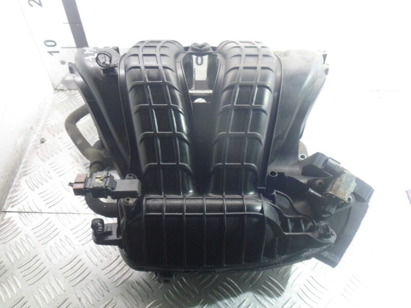 Изображение товара 174023 - 00156537 kollektor vpusknoj