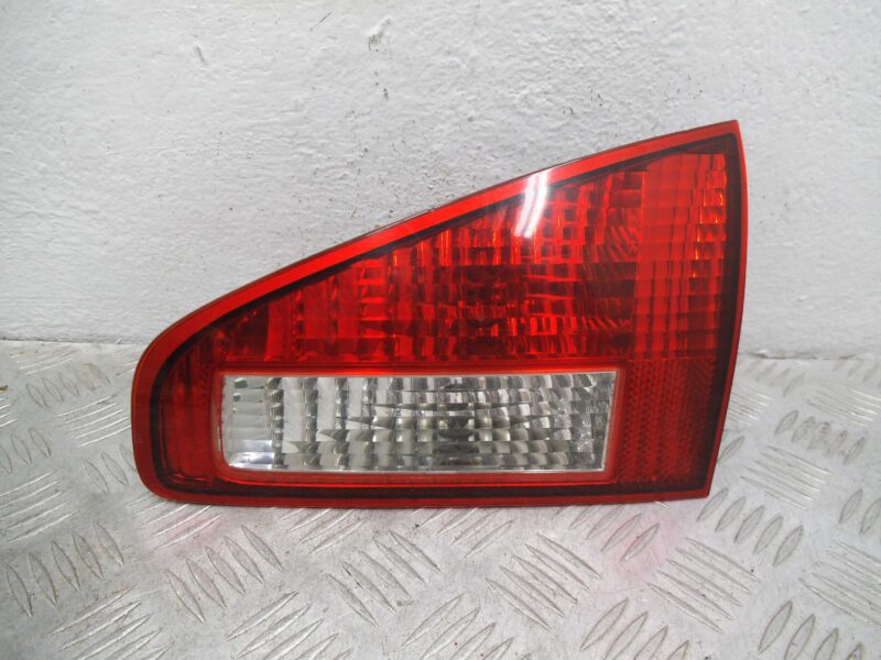 Изображение товара 157150 - 00157150 fonar kryshki pravyj Peugeot 306