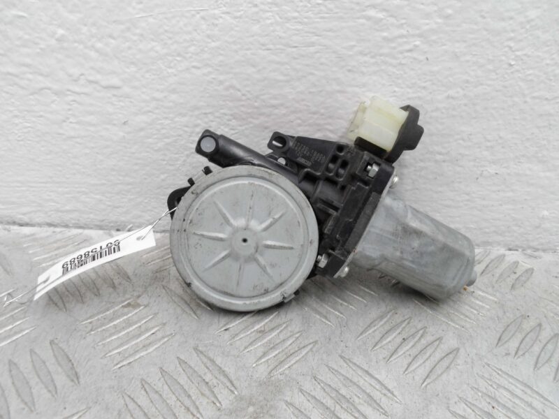 Изображение товара 158689 - 00158689 motorchik steklopodemnika Toyota Hiace