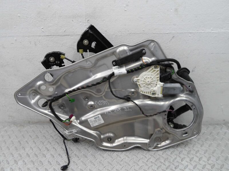 Изображение товара 158991 - 00158991 steklopodemnik zadnij levyj