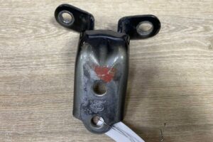 Изображение товара 159349 - 00159349 petlya dveri perednyaya 2